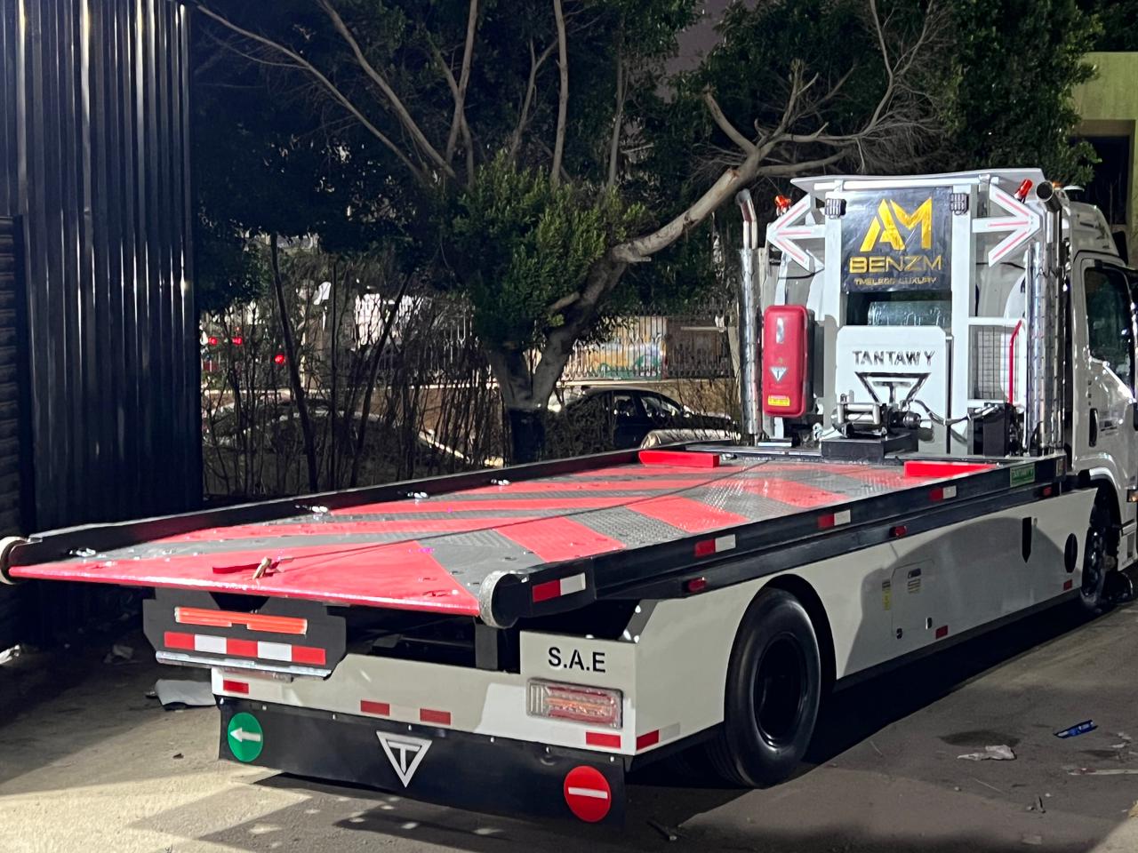 ونش Benzm في وضع الاستعداد